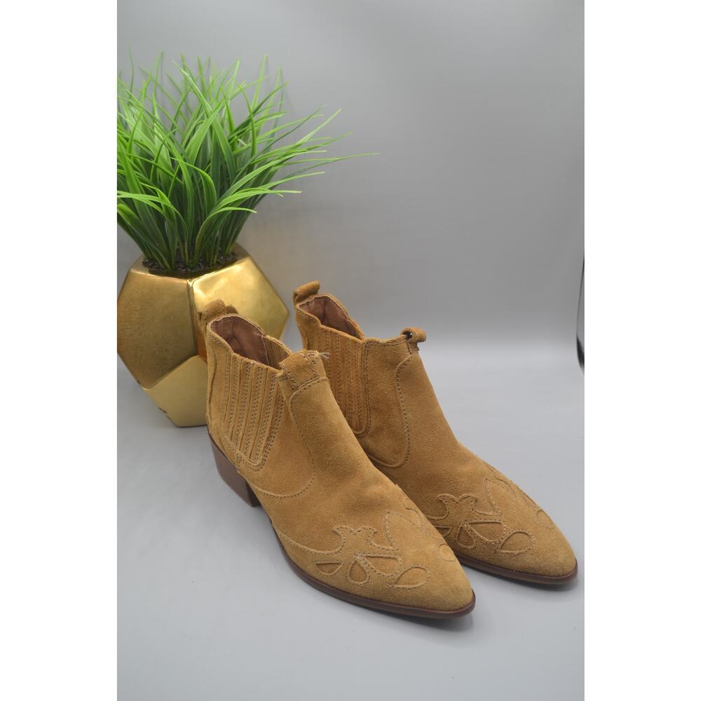 Zara Wester Tan Womans Ankle Short Heel Boots Size 6.5